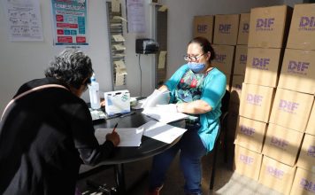 Por contingencia sanitaria entrega DIF Coahuila apoyo alimentario a empacadores voluntarios