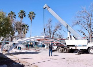 Supervisa Julio Long construcción de techumbre estructural en la escuela primaria “Nueva Rosita”