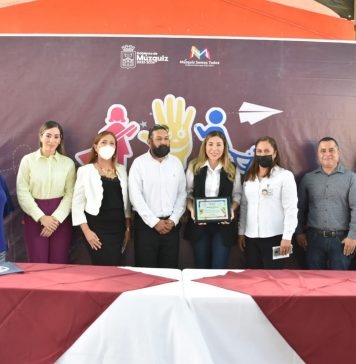 Encabeza la alcaldesa Tania Flores entrega de obra de rehabilitación del Jardín de Niños La Alegría, del mineral de Palaú