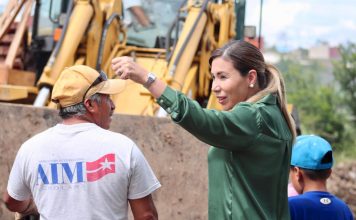 Crearán programa emergente de construcción de hasta 1,500 bases para colchones para familias afectadas