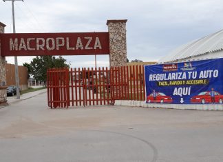 Atiende ahora módulo de regularización en marco plaza de Múzquiz