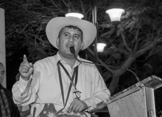 Quién era Carlos Manzo, el alcalde asesinado en Uruapan que le había pedido al gobierno de Sheinbaum apoyo para enfrentar al crimen organizado